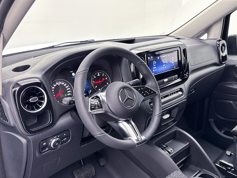 Mercedes-Benz Vito 119 CDI PRO Extra Lang L3 19" Lichtmetaal AMG Dubbele Schuifdeur Multibeam LED Trekhaak Achteruitrijcamera Betimmering - فان المدمجة: صور 5 Mercedes-Benz Vito 119 CDI PRO Extra Lang L3 19" Lichtmetaal AMG Dubbele Schuifdeur Multibeam LED Trekhaak Achteruitrijcamera Betimmering - فان المدمجة: صور 5