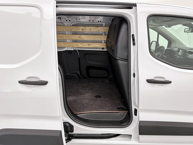 فان المدمجة Opel Combo 1.5D L2H1 Betimmering Cruise control Airco Parkeersensoren Verlengd: صور 15