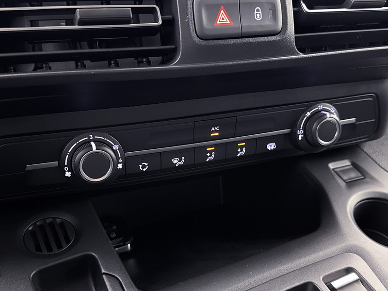 فان المدمجة, فان كهربائية Opel Combo Electric 136 L2 50kWh Achteruitrijcamera Parkeersensoren Cruise Control: صور 9
