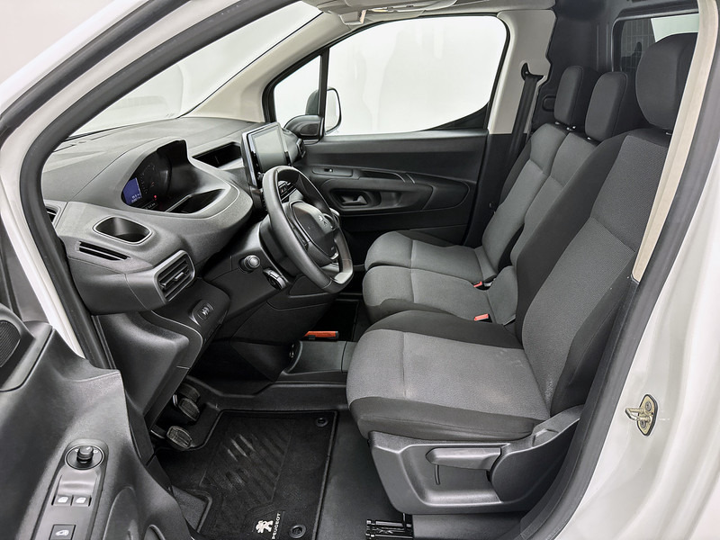 Peugeot Partner 1.5 BlueHDI Premium Long Carplay Cruise control L2 NAP Euro 6 - فان المدمجة: صور 4 Peugeot Partner 1.5 BlueHDI Premium Long Carplay Cruise control L2 NAP Euro 6 - فان المدمجة: صور 4