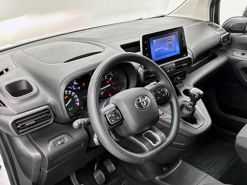 Toyota PROACE CITY 1.5 D-4D Live Navigatie Cruise Control - فان المدمجة: صور 4 Toyota PROACE CITY 1.5 D-4D Live Navigatie Cruise Control - فان المدمجة: صور 4