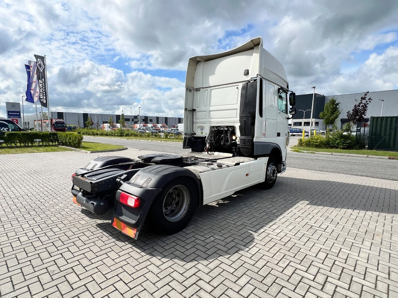 DAF XF 460 4x2 Trekker SSC / 2x Tank / full spoiler - شاحنة جرار: صور 5 DAF XF 460 4x2 Trekker SSC / 2x Tank / full spoiler - شاحنة جرار: صور 5