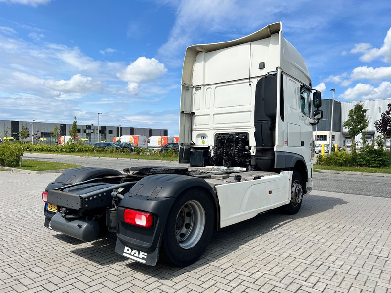 DAF XF 460 4x2 Trekker SSC / 2x Tank / full spoiler - شاحنة جرار: صور 5 DAF XF 460 4x2 Trekker SSC / 2x Tank / full spoiler - شاحنة جرار: صور 5