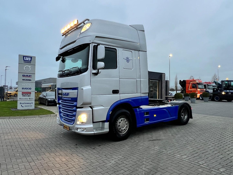 DAF XF 460 4x2 Trekker SSC / Retarder / 2x Fuel Tank / Standclima - شاحنة جرار: صور 1 DAF XF 460 4x2 Trekker SSC / Retarder / 2x Fuel Tank / Standclima - شاحنة جرار: صور 1