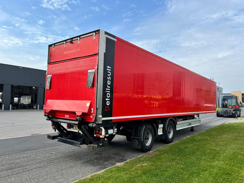 Fliegl SZS 330 Gesloten oplegger 2 Axle / / Ladklep - بصندوق مغلق نصف مقطورة: صور 3 Fliegl SZS 330 Gesloten oplegger 2 Axle / / Ladklep - بصندوق مغلق نصف مقطورة: صور 3