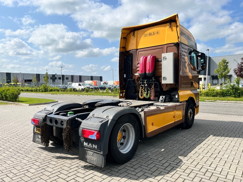 MAN TGX 18.460 4x2 trekker XXL / 2X Tank / ADR - شاحنة جرار: صور 5 MAN TGX 18.460 4x2 trekker XXL / 2X Tank / ADR - شاحنة جرار: صور 5