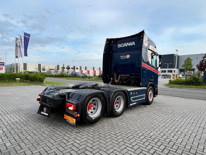 Scania R520 V8 6x2 Trekker WB 295 / Hydraulic / Full Air / Double Boogie - شاحنة جرار: صور 5 Scania R520 V8 6x2 Trekker WB 295 / Hydraulic / Full Air / Double Boogie - شاحنة جرار: صور 5