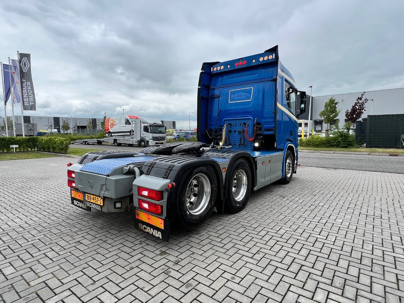Scania R580 V8 6x2 trekker Retarder / Hydraulic / ADR / Full Air - شاحنة جرار: صور 5 Scania R580 V8 6x2 trekker Retarder / Hydraulic / ADR / Full Air - شاحنة جرار: صور 5