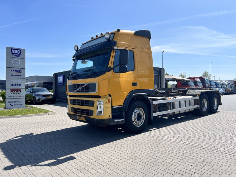 Volvo FM480 6X2 containersysteem Globetrotter / NCH systeem / 10 Tyres - شاحنة - نظام الكابلات: صور 1 Volvo FM480 6X2 containersysteem Globetrotter / NCH systeem / 10 Tyres - شاحنة - نظام الكابلات: صور 1
