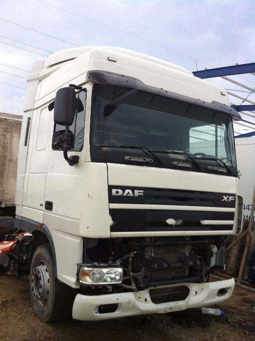 DAF Dezmembrari XF 105 EURO 5 - شاحنة جرار: صور 4 DAF Dezmembrari XF 105 EURO 5 - شاحنة جرار: صور 4