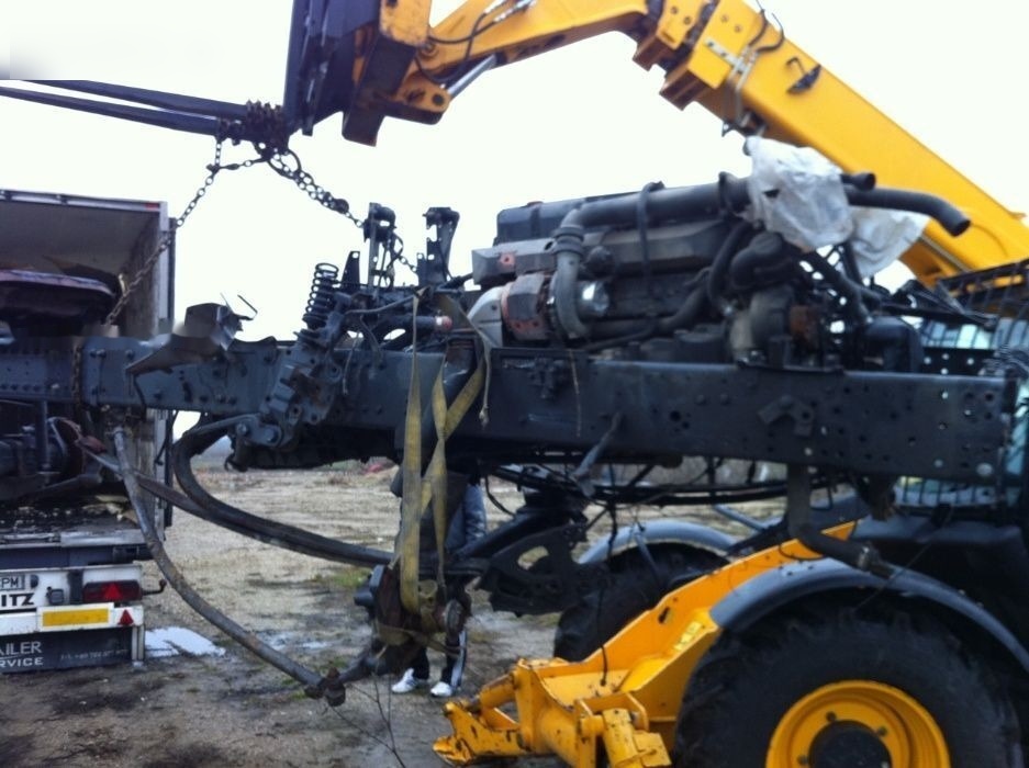 DAF xf95 EURO 5 piese din dezmembrari - شاحنة جرار: صور 4 DAF xf95 EURO 5 piese din dezmembrari - شاحنة جرار: صور 4