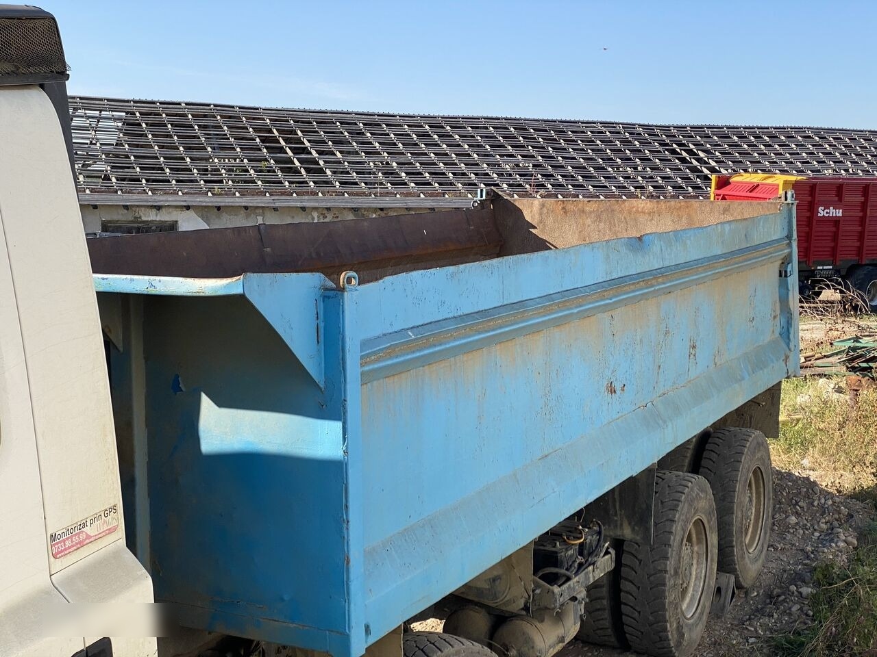 Hardox Bena basculabila cu semisasiu 7m : 8x4 - الجسم قلابة: صور 2 Hardox Bena basculabila cu semisasiu 7m : 8x4 - الجسم قلابة: صور 2