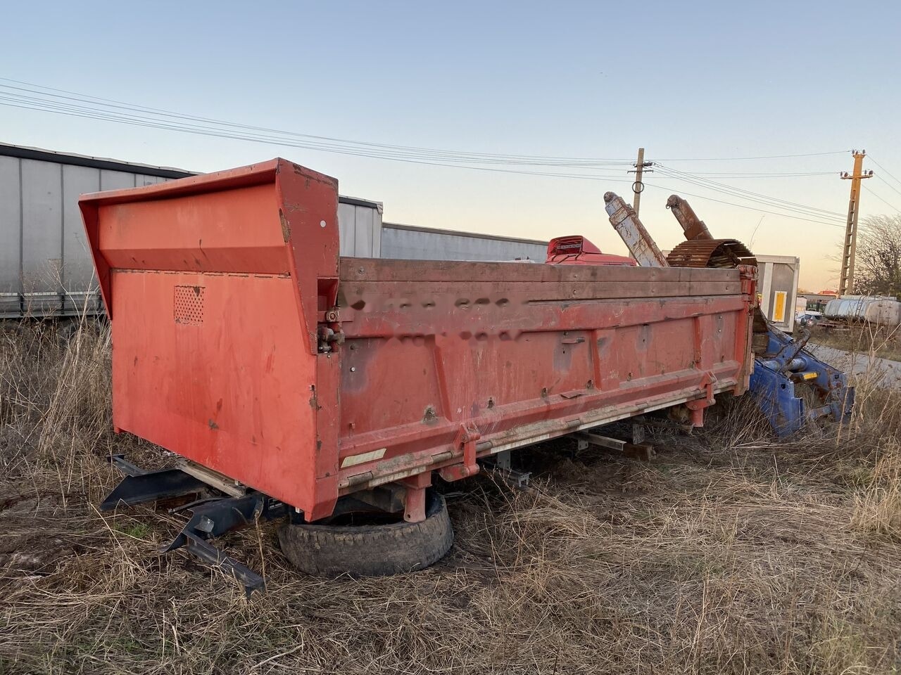 Hyva bena originala Scania 8x4 cu semisasiu si cilindru basculare - الجسم قلابة: صور 1 Hyva bena originala Scania 8x4 cu semisasiu si cilindru basculare - الجسم قلابة: صور 1