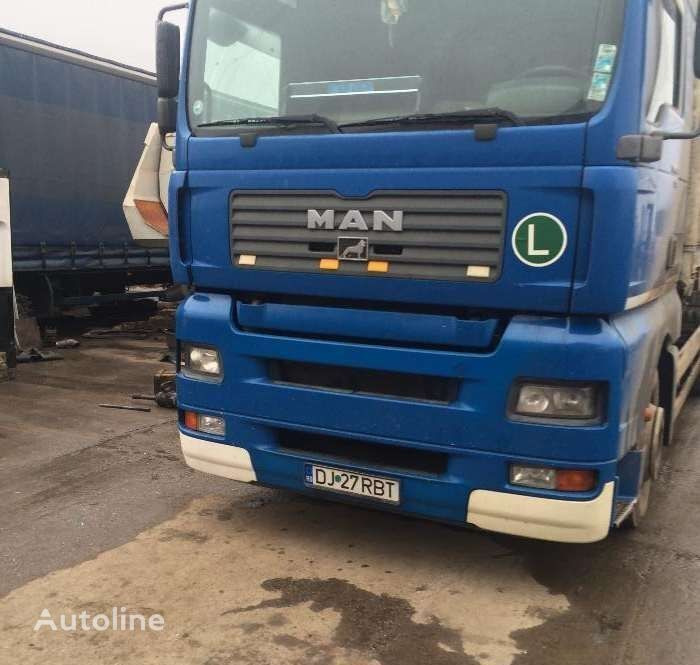 MAN for parts - شاحنة جرار: صور 1 MAN for parts - شاحنة جرار: صور 1