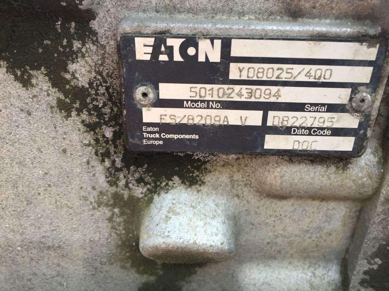 Eaton FS/8209A Y08025/400 truck - علبة التروس - شاحنة: صور 1 Eaton FS/8209A Y08025/400 truck - علبة التروس - شاحنة: صور 1