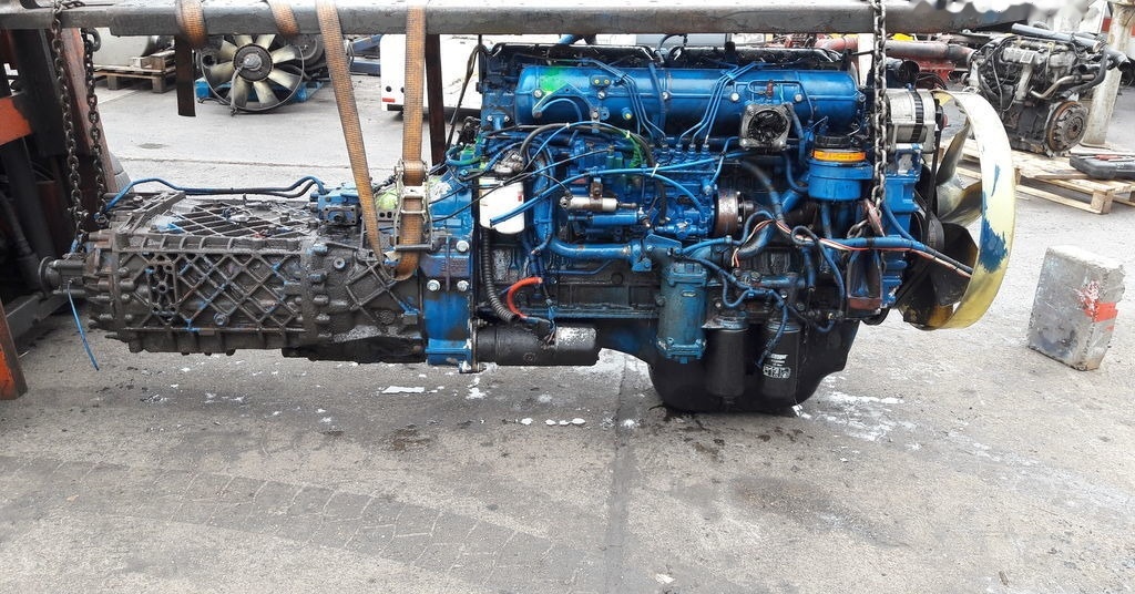 IVECO 8210.42L 420 E2 IVECO EuroTech Magirus - المحرك - شاحنة: صور 1 IVECO 8210.42L 420 E2 IVECO EuroTech Magirus - المحرك - شاحنة: صور 1