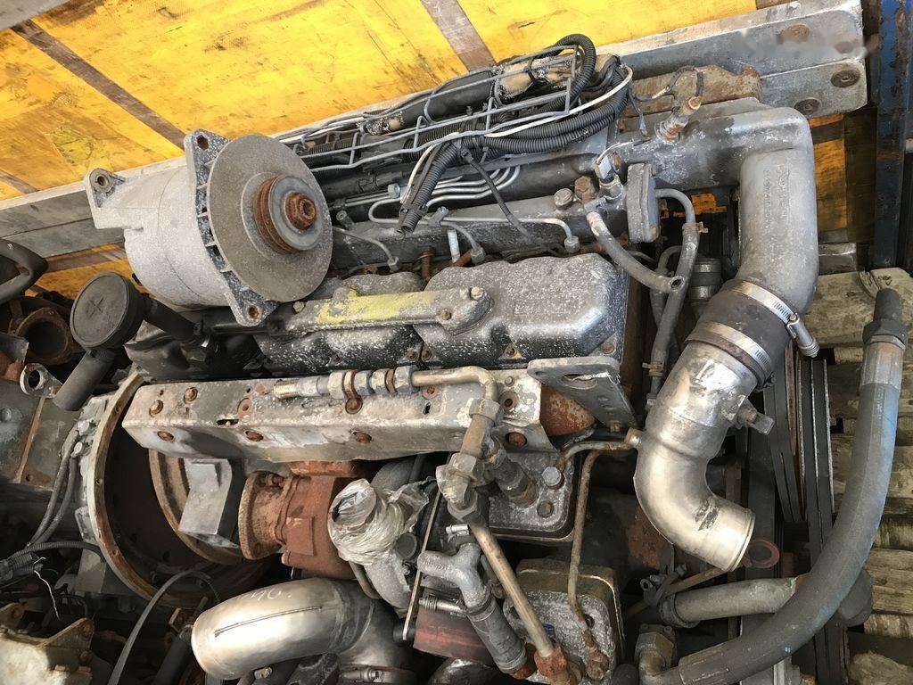 MAN D0826LOH18 MAN truck - المحرك - شاحنة: صور 1 MAN D0826LOH18 MAN truck - المحرك - شاحنة: صور 1