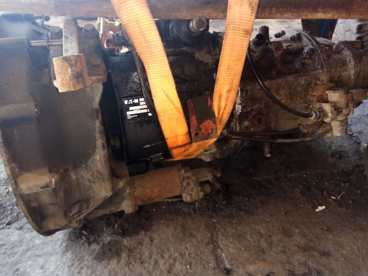 MAN fs8309AH 81320036493 - علبة التروس - شاحنة: صور 2 MAN fs8309AH 81320036493 - علبة التروس - شاحنة: صور 2