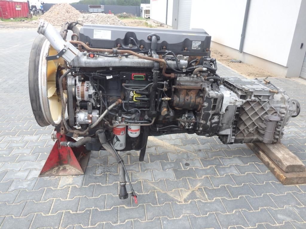 Renault DXI 11 450 Renault Premium - المحرك - شاحنة: صور 2 Renault DXI 11 450 Renault Premium - المحرك - شاحنة: صور 2