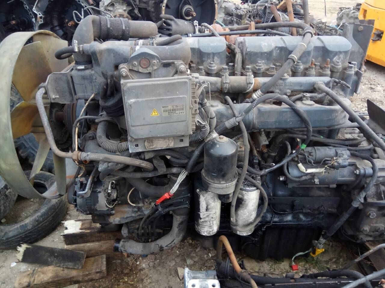 Renault E-TECH 440 Renault MAGNUM - المحرك - شاحنة: صور 2 Renault E-TECH 440 Renault MAGNUM - المحرك - شاحنة: صور 2