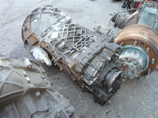 Renault Ecosplit ZF 16S151 Renault - علبة التروس - شاحنة: صور 1 Renault Ecosplit ZF 16S151 Renault - علبة التروس - شاحنة: صور 1