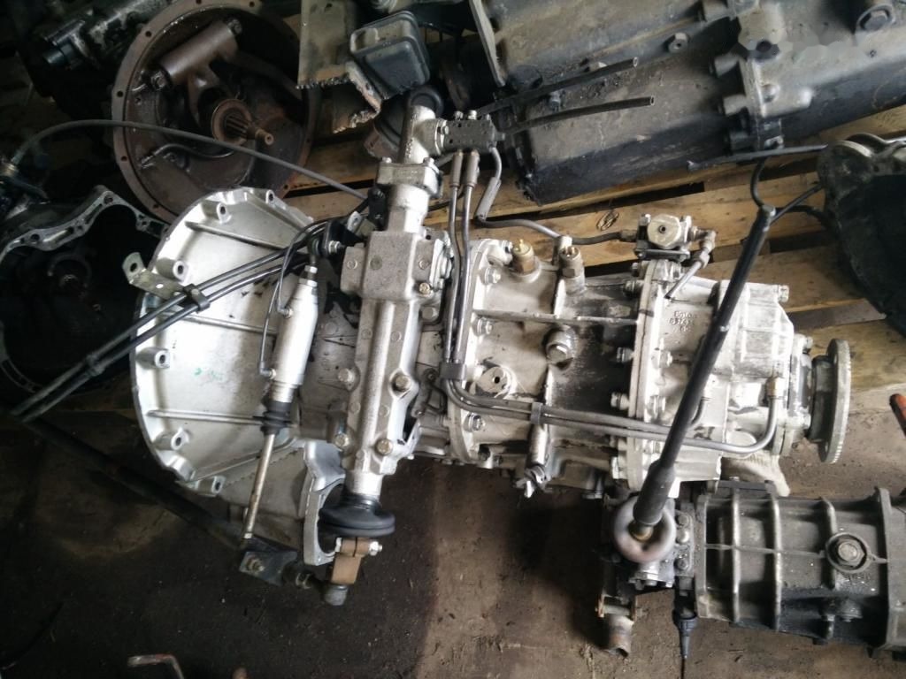 Renault FS8209A Renault Midliner - علبة التروس - شاحنة: صور 1 Renault FS8209A Renault Midliner - علبة التروس - شاحنة: صور 1