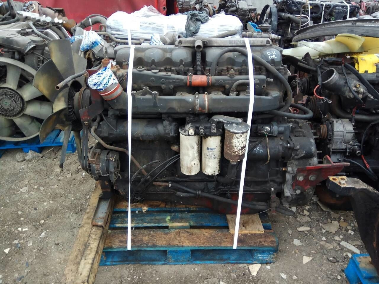 Renault MACK 430 Renault MAGNUM - المحرك - شاحنة: صور 1 Renault MACK 430 Renault MAGNUM - المحرك - شاحنة: صور 1