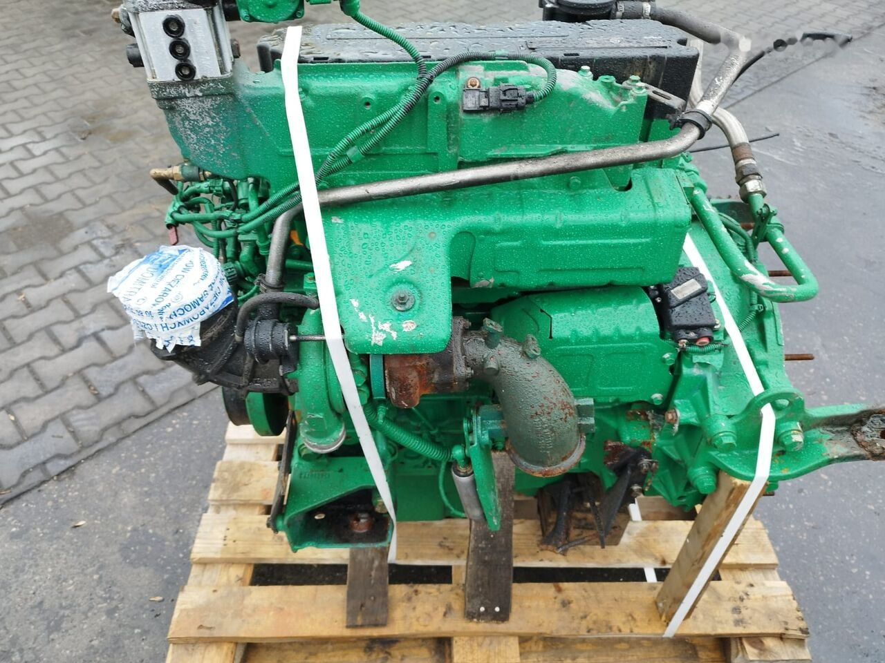Volvo D5F 215 EEV Volvo truck - المحرك - شاحنة: صور 3 Volvo D5F 215 EEV Volvo truck - المحرك - شاحنة: صور 3