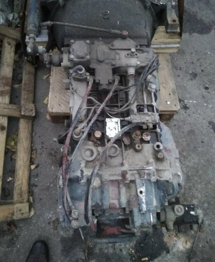 ZF 16S109 Renault - علبة التروس - شاحنة: صور 1 ZF 16S109 Renault - علبة التروس - شاحنة: صور 1