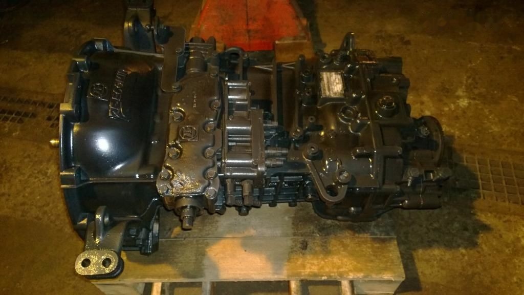 ZF 9S1310 MAN TGM TGL - علبة التروس - شاحنة: صور 1 ZF 9S1310 MAN TGM TGL - علبة التروس - شاحنة: صور 1