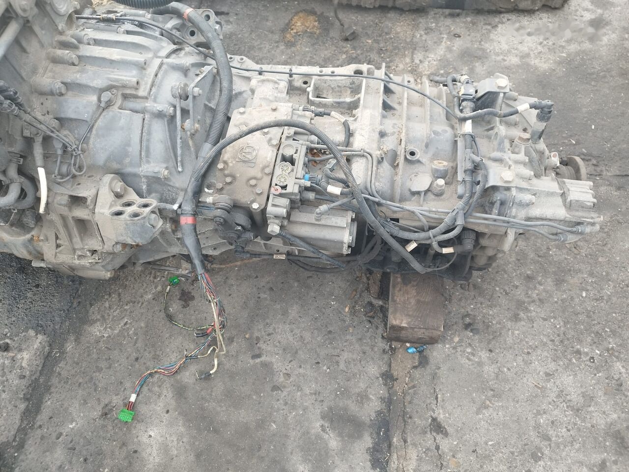 ZF truck - علبة التروس - شاحنة: صور 3 ZF truck - علبة التروس - شاحنة: صور 3