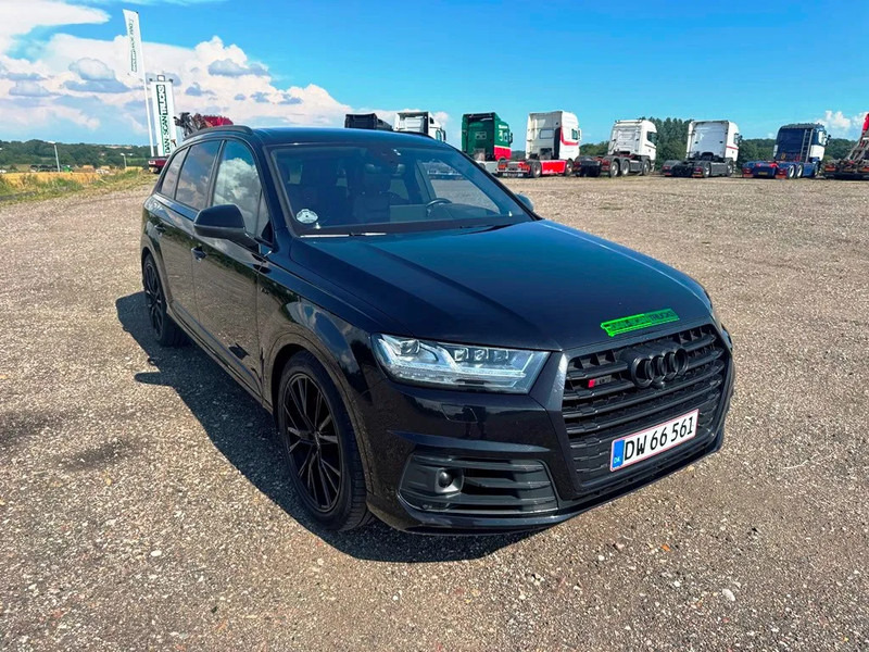 Audi SQ7 Black Edition. panoramo sun roof. . oil heater. head up display. 21" alu weels. night vision. B&O sound system. - سيارة دفع رباعي: صور 5 Audi SQ7 Black Edition. panoramo sun roof. . oil heater. head up display. 21" alu weels. night vision. B&O sound system. - سيارة دفع رباعي: صور 5