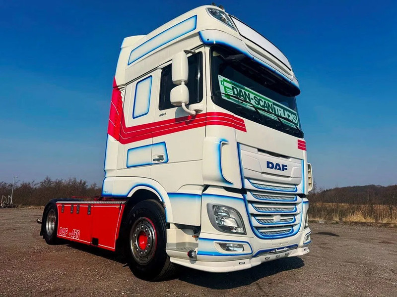 DAF XF 450 DAF XF 450 Special Interior. 706000 km. Euro 6 - شاحنة جرار: صور 2 DAF XF 450 DAF XF 450 Special Interior. 706000 km. Euro 6 - شاحنة جرار: صور 2