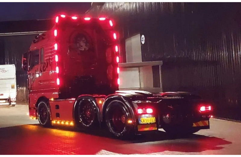 MAN TGX 26.510 2stk . Special interior. pusher 6x2/2. - شاحنة جرار: صور 4 MAN TGX 26.510 2stk . Special interior. pusher 6x2/2. - شاحنة جرار: صور 4