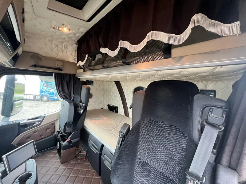 شاحنة جرار Mercedes-Benz Actros 1843 Special Interior. Air / Air suspension. Euro 6: صور 18