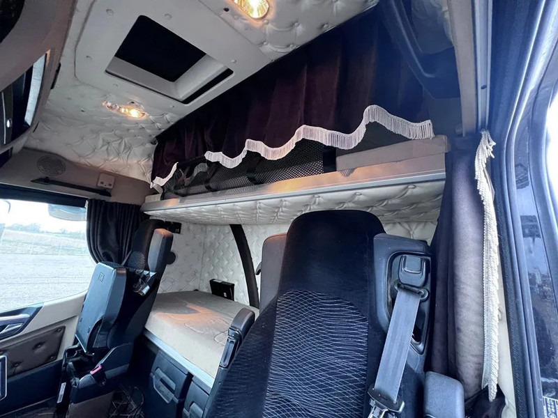 شاحنة جرار Mercedes-Benz Actros 1843 Special Interior. Air / Air suspension. Euro 6: صور 9