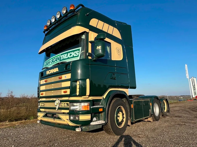 Scania R164-580 V8 Special Interior. - شاحنة جرار: صور 1 Scania R164-580 V8 Special Interior. - شاحنة جرار: صور 1