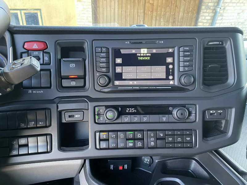 شاحنة جرار Scania R560 560R super 6x2*4 rearsteering. Hydr. system Air / Air suspension: صور 16 شاحنة جرار Scania R560 560R super 6x2*4 rearsteering. Hydr. system Air / Air suspension: صور 16