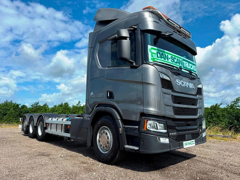 Scania R650 V8 NGS Steel / Air suspension. 4550mm weelbase. - الشاسيه شاحنة: صور 1 Scania R650 V8 NGS Steel / Air suspension. 4550mm weelbase. - الشاسيه شاحنة: صور 1