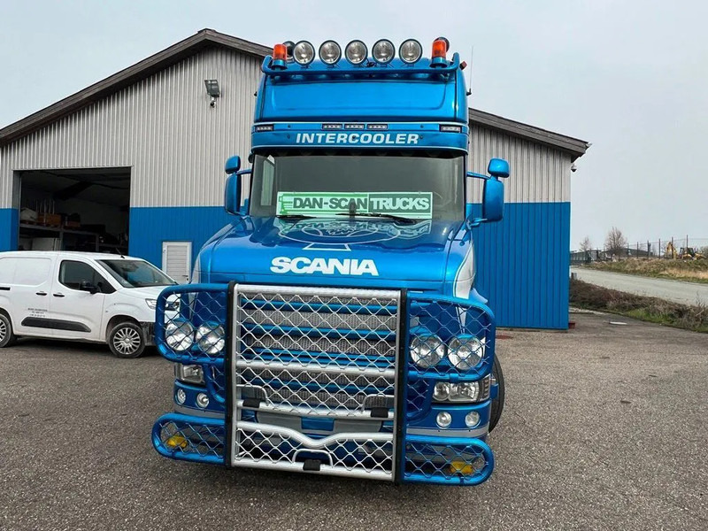 Scania T520 V8 Speciel interior. Air / Air suspension. Opticruise / Retarder .PTO on Engine and gearbox. New Hydr. system. - شاحنة جرار: صور 5 Scania T520 V8 Speciel interior. Air / Air suspension. Opticruise / Retarder .PTO on Engine and gearbox. New Hydr. system. - شاحنة جرار: صور 5