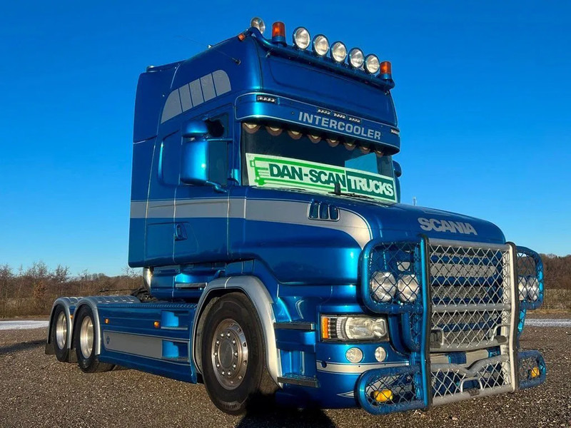 Scania T520 V8 Speciel interior. Air / Air suspension. Opticruise / Retarder .PTO on Engine and gearbox. New Hydr. system. - شاحنة جرار: صور 2 Scania T520 V8 Speciel interior. Air / Air suspension. Opticruise / Retarder .PTO on Engine and gearbox. New Hydr. system. - شاحنة جرار: صور 2