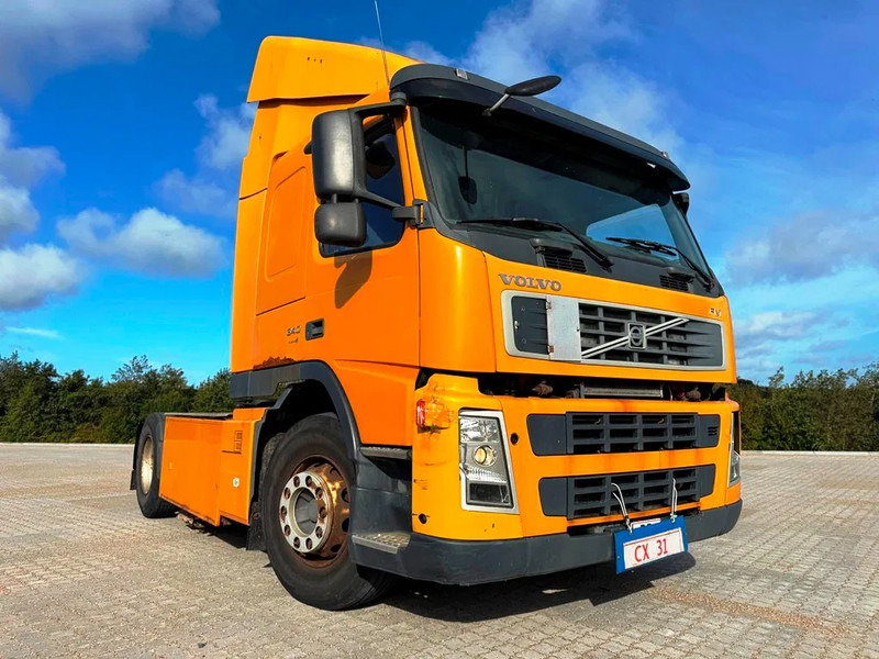 Volvo FM 340 tractor unit. - شاحنة جرار: صور 5 Volvo FM 340 tractor unit. - شاحنة جرار: صور 5