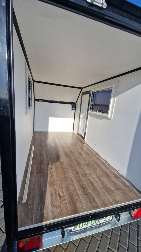 Minicamp Everest Lekki mały kemping camper DMC 600 do 1000kg NOWA - كرفان سحب: صور 2 Minicamp Everest Lekki mały kemping camper DMC 600 do 1000kg NOWA - كرفان سحب: صور 2