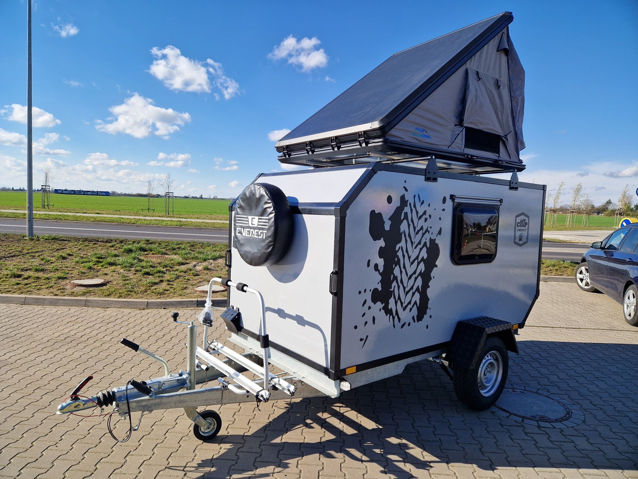 NOWA Przyczepa Wyprawowa Turystyczna Off-ROAD Everest MT-CAMP 2025 - كرفان سحب: صور 1 NOWA Przyczepa Wyprawowa Turystyczna Off-ROAD Everest MT-CAMP 2025 - كرفان سحب: صور 1