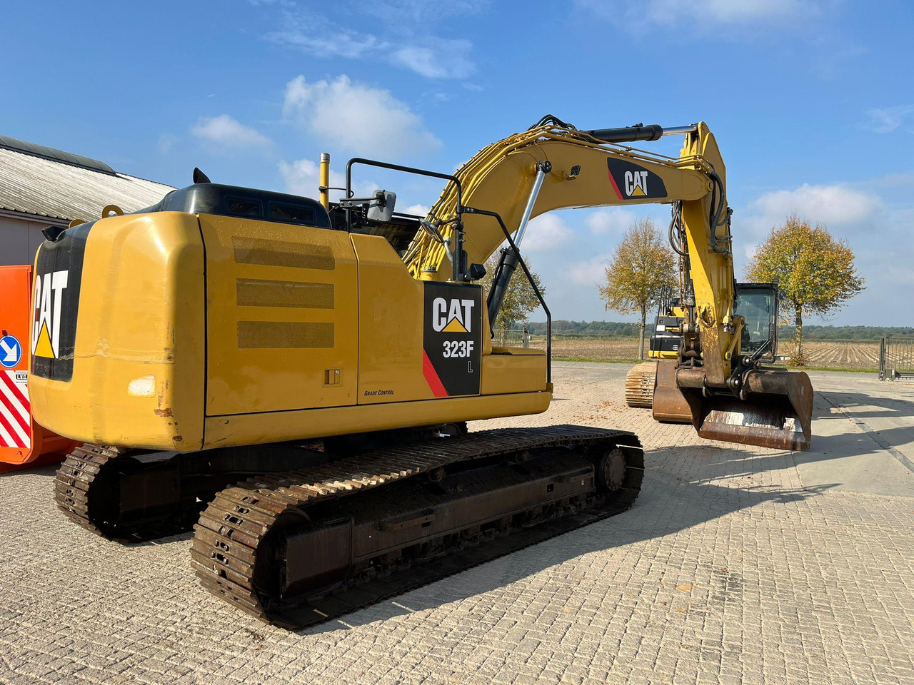 Caterpillar 323FL - حفارات زحافة: صور 3 Caterpillar 323FL - حفارات زحافة: صور 3