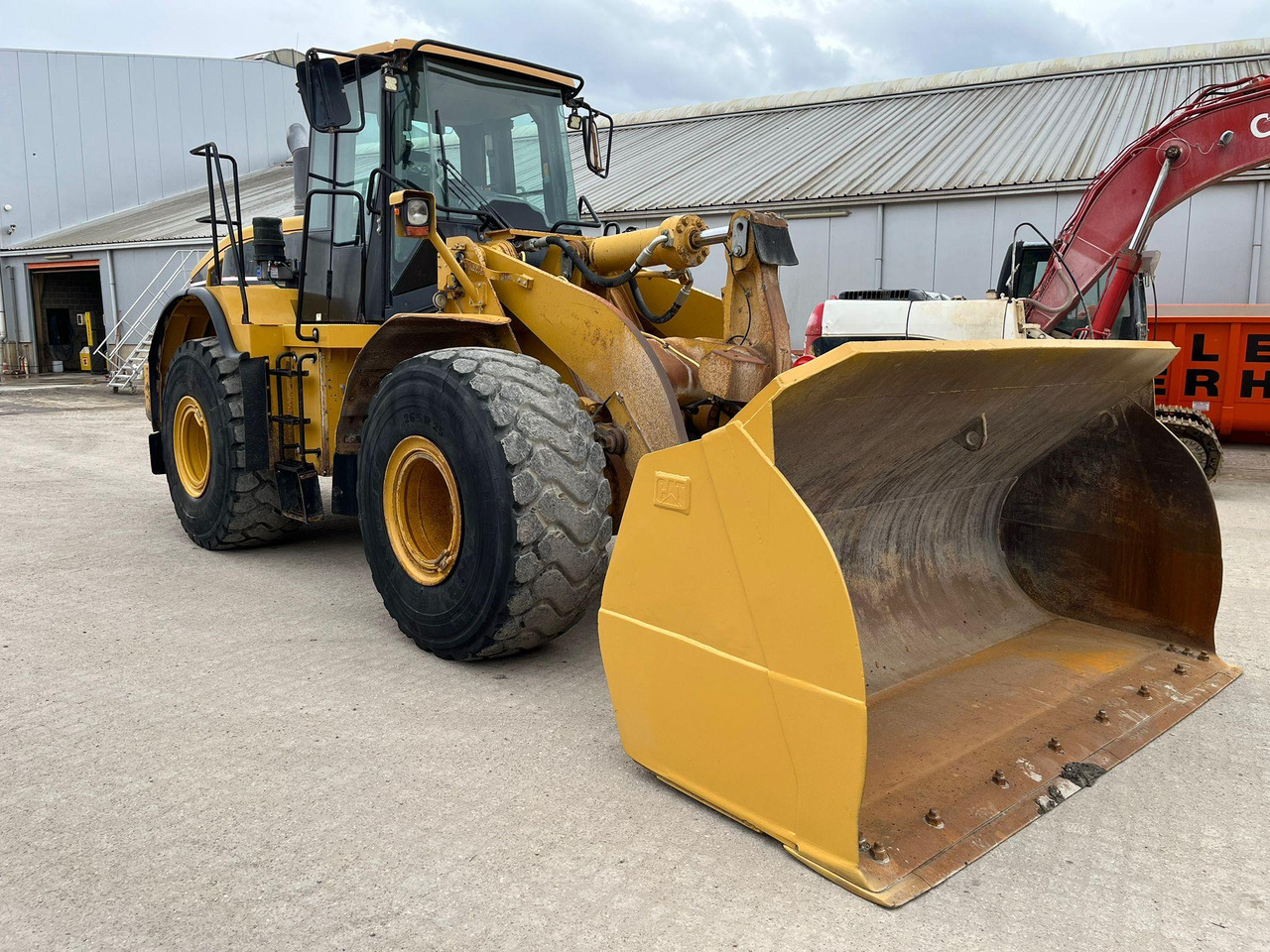 Caterpillar 966H - اللودر بعجل: صور 5 Caterpillar 966H - اللودر بعجل: صور 5