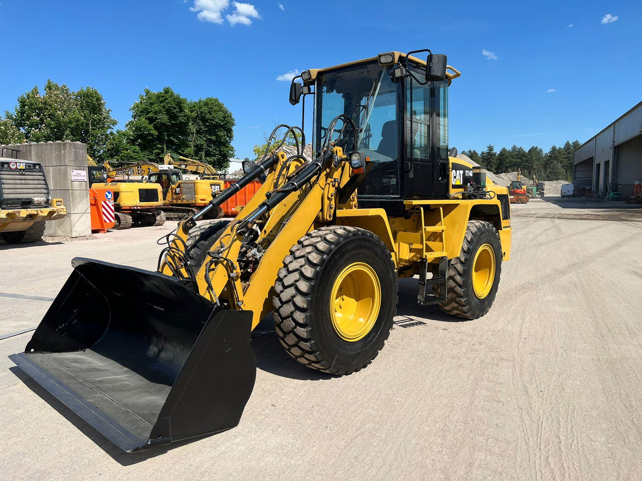 Caterpillar IT 14G - اللودر بعجل: صور 1 Caterpillar IT 14G - اللودر بعجل: صور 1