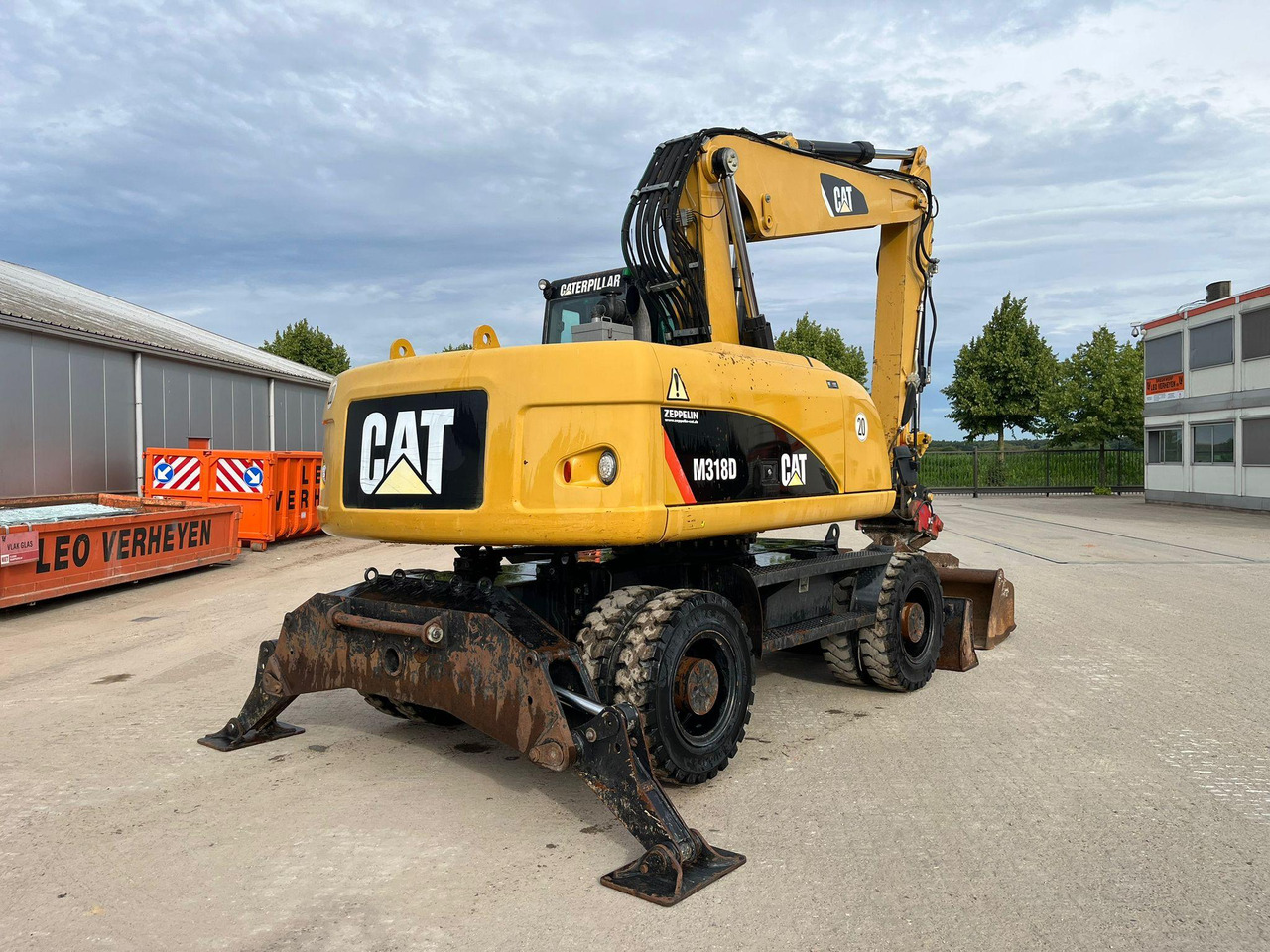 Caterpillar M318D - حفارة على عجلات: صور 4 Caterpillar M318D - حفارة على عجلات: صور 4