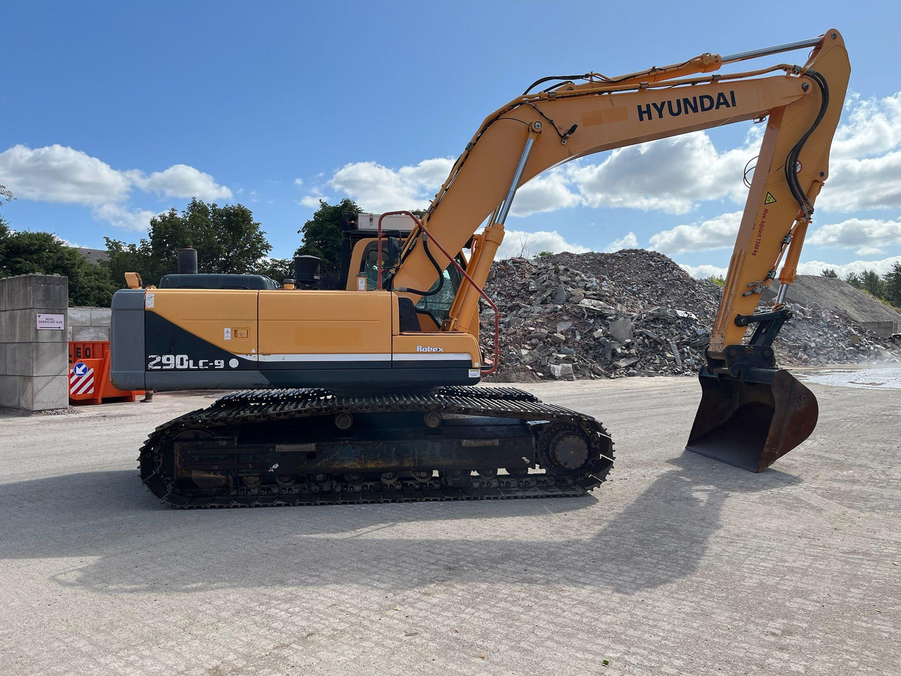 Hyundai Robex 290-9 - حفارات زحافة: صور 4 Hyundai Robex 290-9 - حفارات زحافة: صور 4