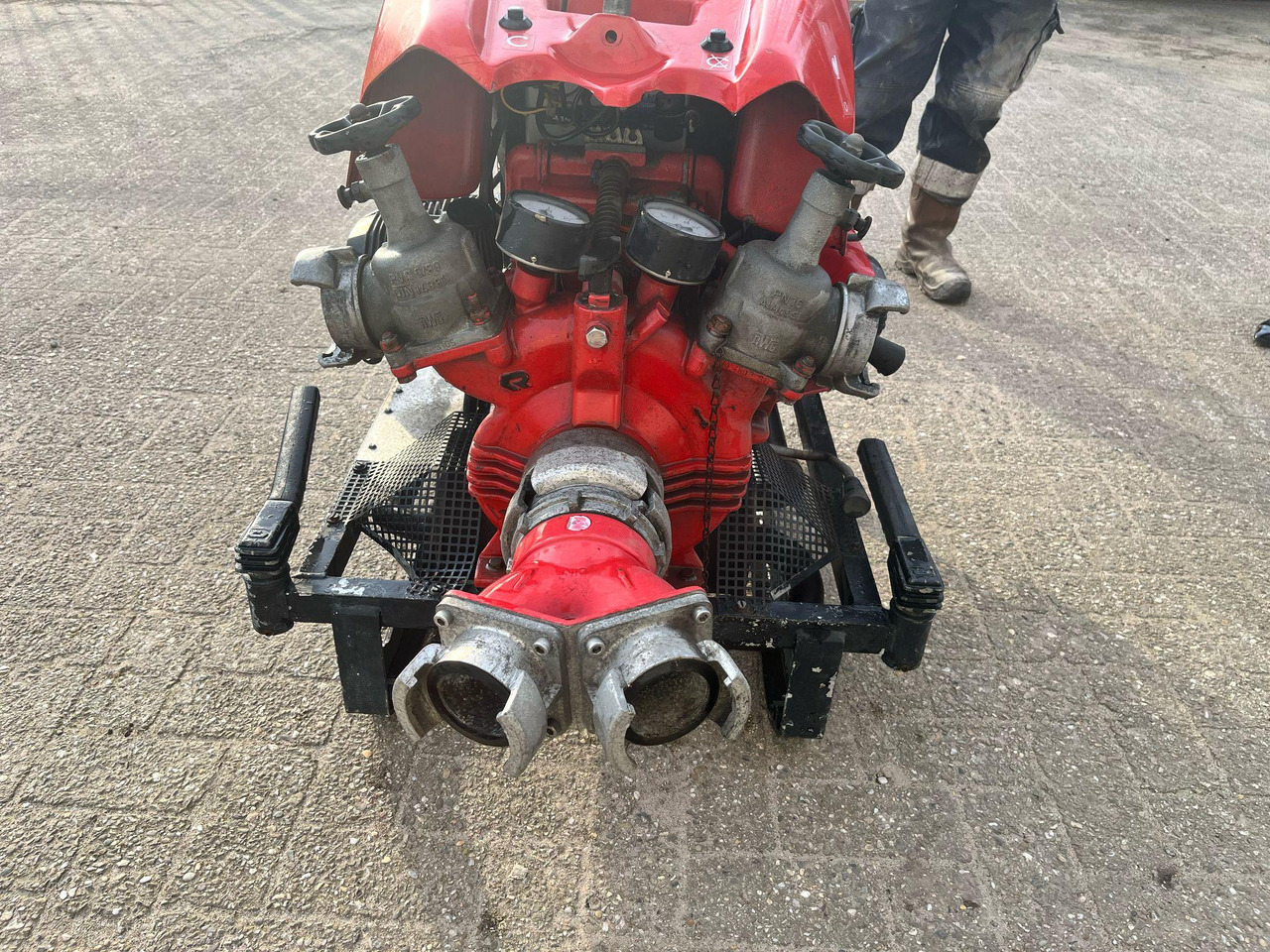 Rosenbauer FP 8/8 - مضخة مياه: صور 5 Rosenbauer FP 8/8 - مضخة مياه: صور 5